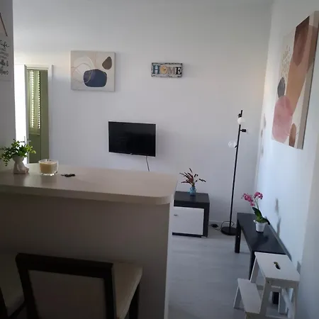Lino דירה *