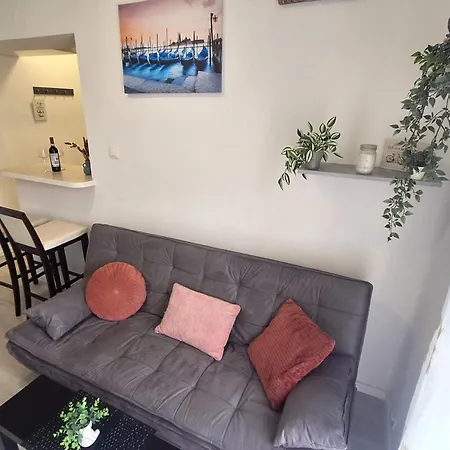 Lino Apartment *